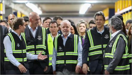 Brasil tem reservas para enfrentar decisões de Trump, diz Lula