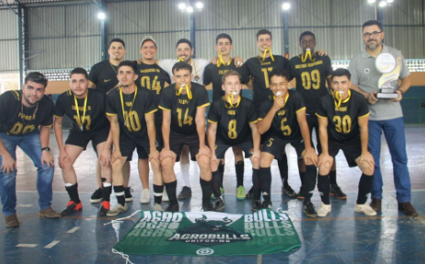 Unifor-MG retoma Copa de Futsal e promove espírito esportivo entre os cursos