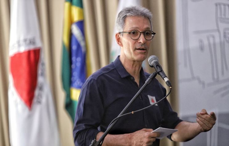 Zema diz nas redes que Minas não vai aumentar ICMS dos importados, mas decreto entra em vigor hoje