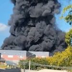 Fábrica de calçados pega fogo em Itapecerica