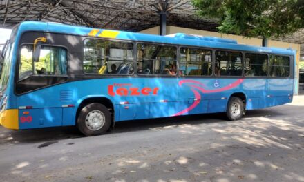 Formiga recebe novos cartões de bilhetagem eletrônica para pessoas com deficiência