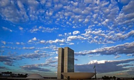 Alcolumbre marca para 17 de junho leitura do pedido para CPI do INSS