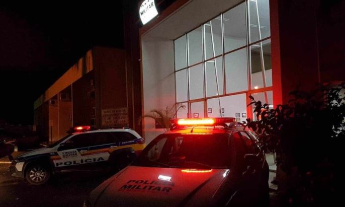 Homem reage a roubo e é esfaqueado em Uberlândia