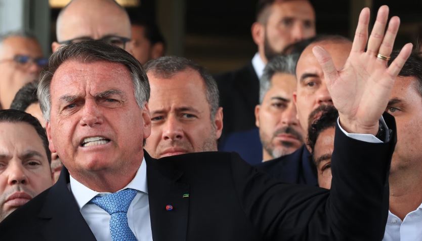 Contrariando recomendação médica, Bolsonaro diz que ‘vai tentar’ ir à manifestação pró-anistia