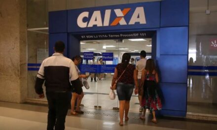 Caixa libera abono salarial para nascidos em maio e junho