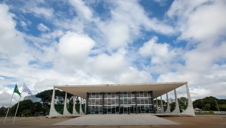 Moraes vota por Zambelli pegar 10 anos de prisão por invasão ao CNJ