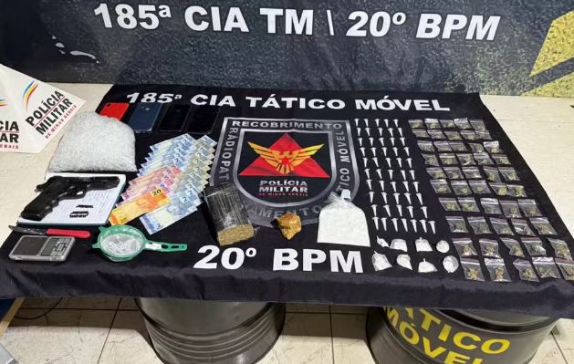 Trio é preso por envolvimento com o tráfico de drogas no bairro São Cristóvão, em Pouso Alegre, MG