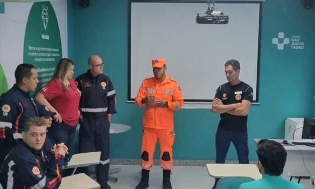 Corpo de Bombeiros realiza simulado de evacuação no Hospital São Judas Tadeu, em Divinópolis