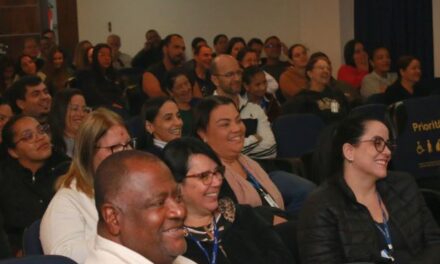 FUOM realizou SIPAT 2025 com diversas palestras para os colaboradores