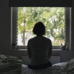 OMS: uma em cada seis pessoas no mundo é afetada pela solidão