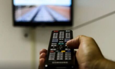 Anatel e Ancine fazem acordo para combater pirataria de fimes e séries