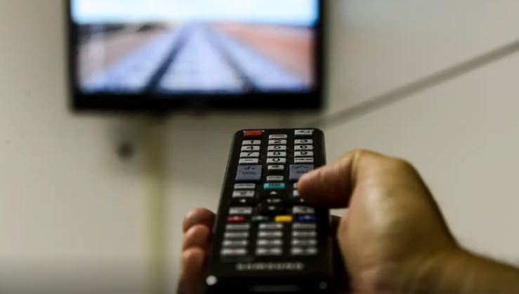 Anatel e Ancine fazem acordo para combater pirataria de fimes e séries
