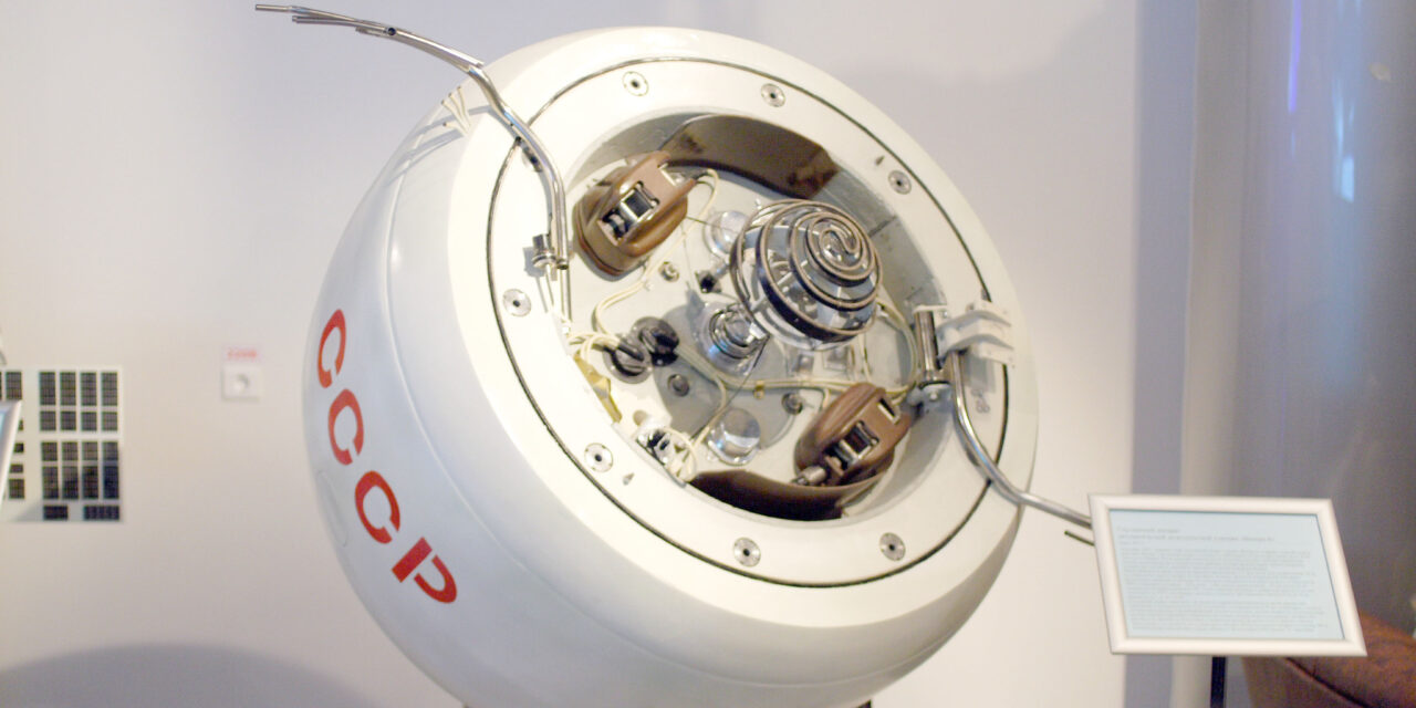 E por falar em eletrônica… A reentrada da Sonda Kosmos 482