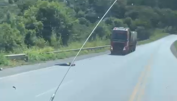 Atropelamento deixa vítima fatal na BR-354, próximo ao trevo de Pains