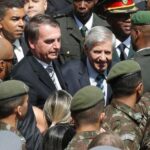 Comandante do Exército alertou Bolsonaro que o prenderia em caso de golpe, diz ex-chefe da FAB