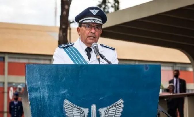 Ex-comandante da FAB diz ao STF que abandonou reunião com Bolsonaro após receber minuta do golpe