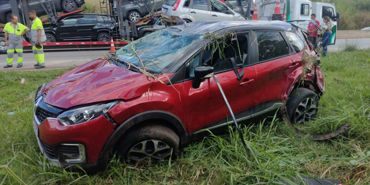 Polícia Rodoviária divulga mais informações sobre capotamento na MG-050, em Divinópolis