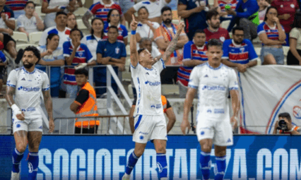 Cruzeiro domina, bate o Fortaleza e entra na briga pela liderança do Brasileirão