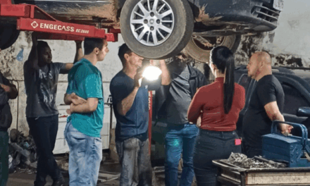 Acif CDL promove Curso Prático de Mecânica Automotiva