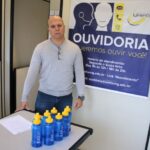 FUOM doa squeezes personalizados para o Encontro de Adolescentes com Cristo (EAC)