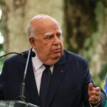 Morre, aos 90 anos, o embaixador Marcos Azambuja