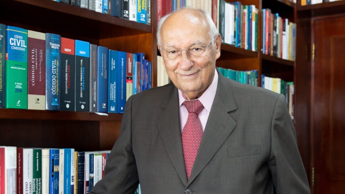Nota de apoio ao jurista Ives Gandra da Silva Martins