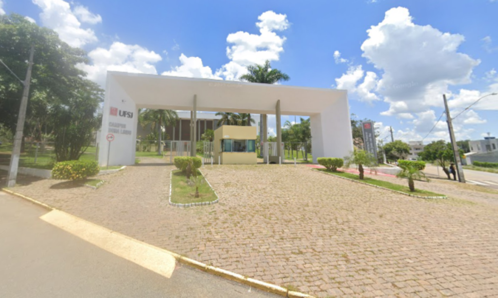 Estudante da UFSJ denuncia intolerância religiosa durante aula em Divinópolis