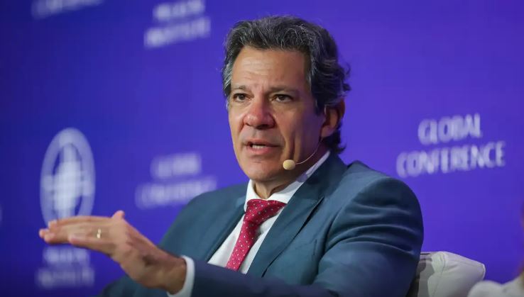 Haddad: EUA devem olhar com mais generosidade para a América Latina