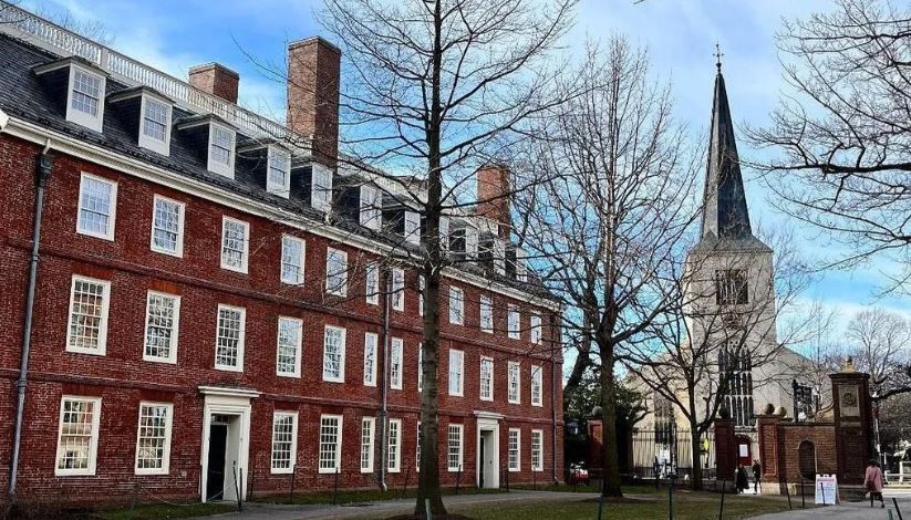 Trump x Harvard: Justiça suspende proibição à matrícula de estrangeiros