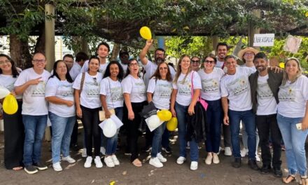 Passeata pela Luta Antimanicomial é realizada em Formiga
