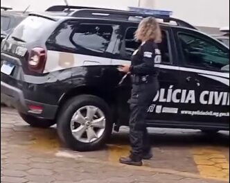 Operação policial é deflagrada em Piumhi e pelo menos nove pessoas são presas