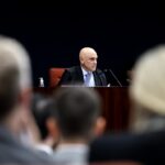 Moraes admite suspensão parcial da ação contra Ramagem; deputado ainda responderá por três crimes