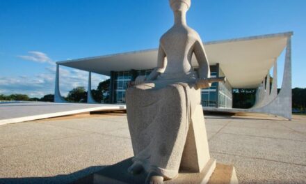 STF julga nesta terça denúncia contra núcleo acusado de fake news sobre eleições