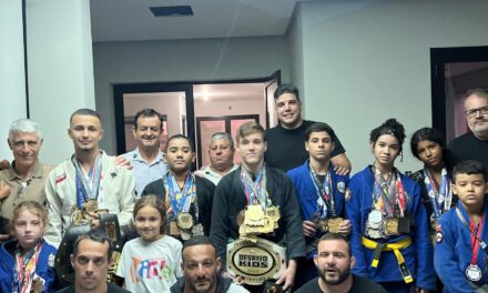 Deputado visita o Instituto Tatame do Bem e apoia o esporte