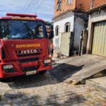 Incêndio atinge residência em Formiga e deixa duas vítimas: suspeita é de ato intencional