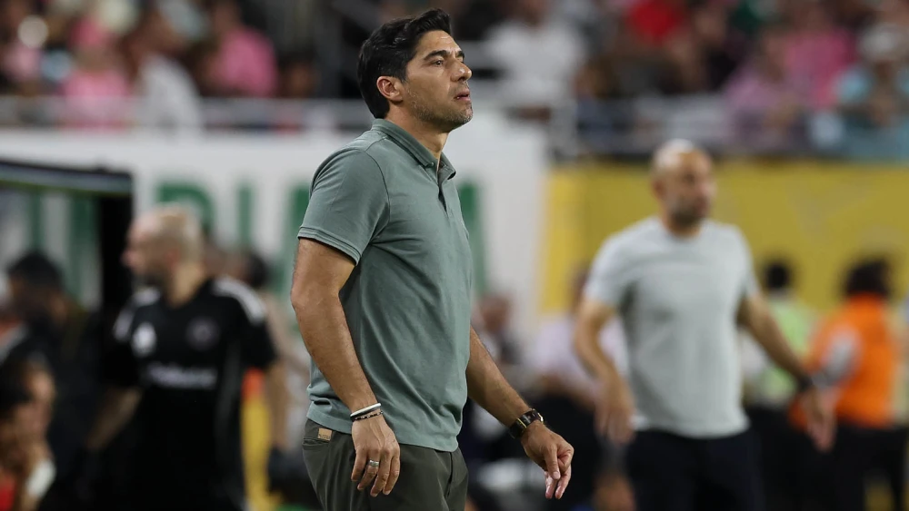 Abel sofre com baixas e admite necessidade de mudanças no Palmeiras