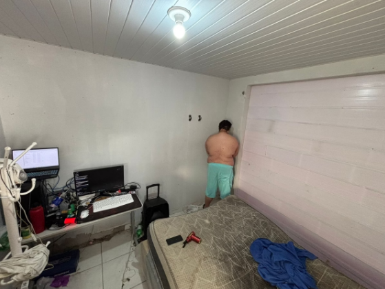 Criminoso forçou irmãs a verem imagens íntimas de outras vítimas dele