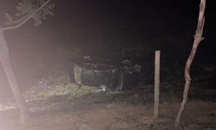 Motociclista morre em acidente após colidir com carro na BR-262, em Igaratinga