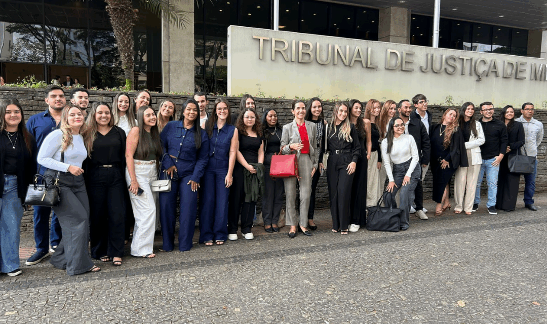 Alunos de direito do Unifor-MG realizaram visita técnica ao TJMG e ao TJMMG