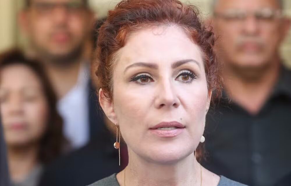 CCJ da Câmara abre prazo para Carla Zambelli se defender em processo sobre perda do mandato