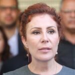 CCJ da Câmara abre prazo para Carla Zambelli se defender em processo sobre perda do mandato
