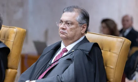 Dino determina reunião entre órgãos de controle para tratar fragilidades em emendas Pix