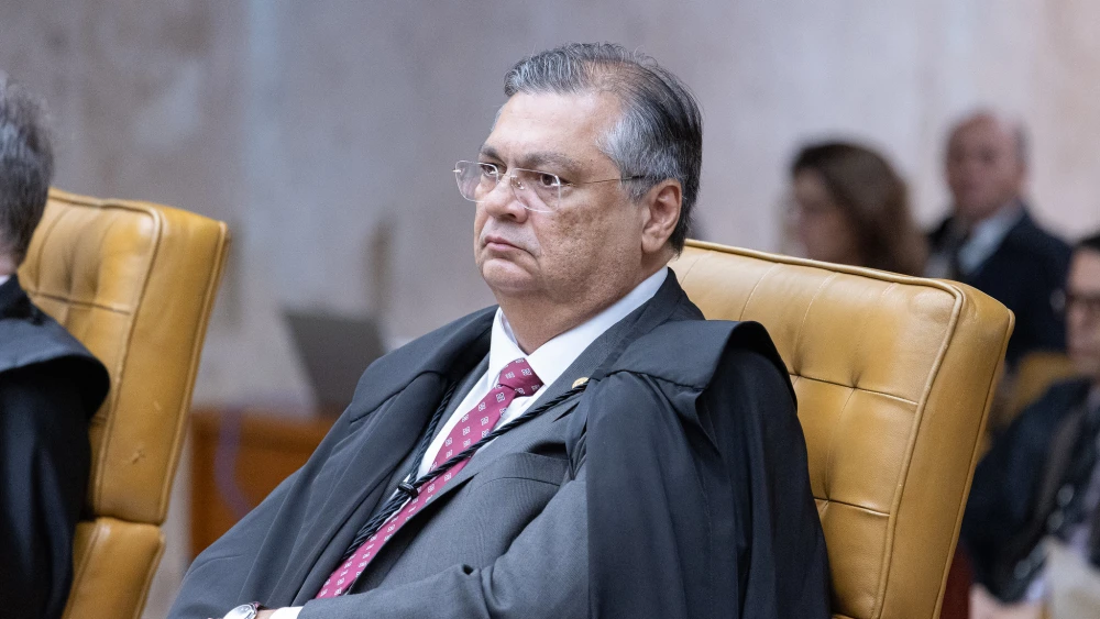 Dino determina reunião entre órgãos de controle para tratar fragilidades em emendas Pix