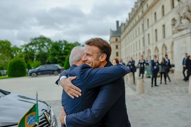Macron diz que acordo Mercosul-UE traz riscos aos produtores europeus