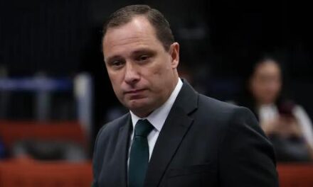 No STF, Mauro Cid confirma delação que incrimina Braga Netto em ação