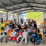 Alunos de Fisioterapia e Fonoaudiologia levam projeto sobre TEA para comunidades escolares