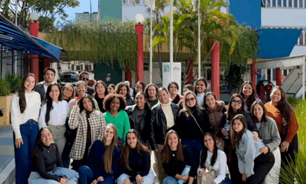 Alunos de enfermagem do Unifor-MG realizaram visita técnica ao Hospital Sofia Feldman