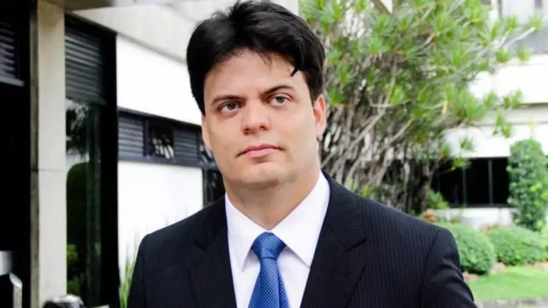 Advogado criminalista Daniel Keller é encontrado morto em quarto de hotel na Bahia