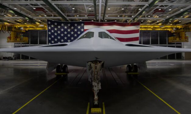 B-21 Raider: conheça o substituto mais moderno do bombardeiro invisível dos EUA usado no Irã