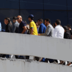 Bolsonaro sobe a rampa do Palácio Tiradentes para encontro com vice-governador